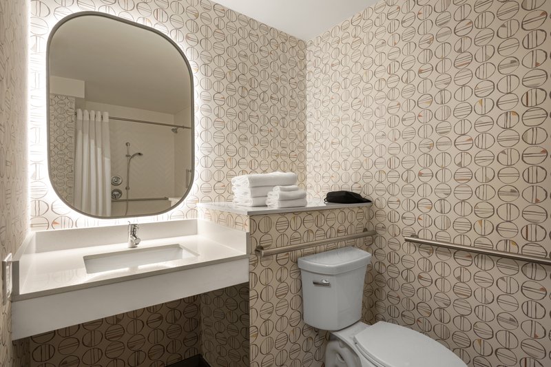 1 King Standard Communications Mobility Roll in Shower