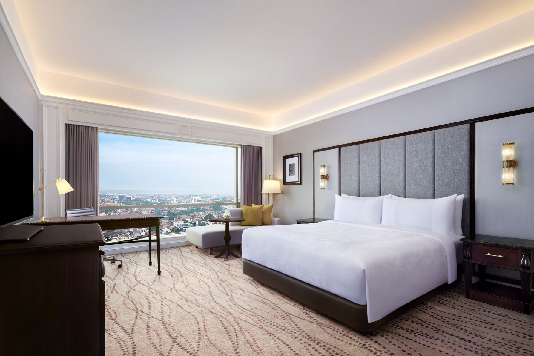JW Marriott Surabaya Room Type - Premium, Guest room, 1 King
