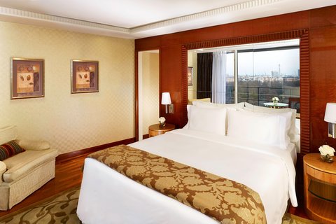 Two-Bedroom Penthouse Suite - Main bedroom