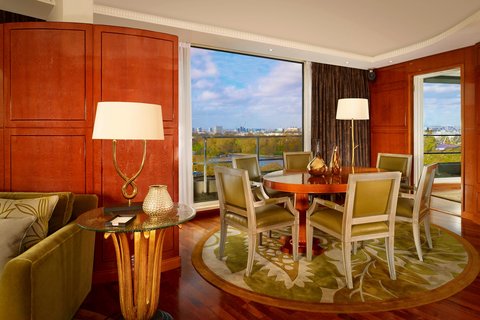 One-Bedroom Penthouse Suite - Dining Room