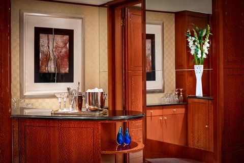 The Royal Suite - Minibar