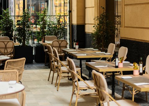Fondillon Restaurant Terrace