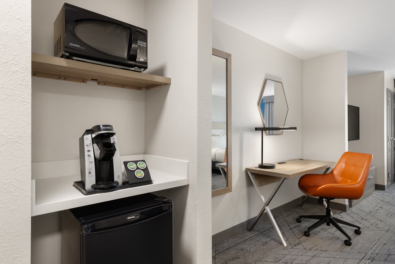 Holiday Inn Express Savannah Airport