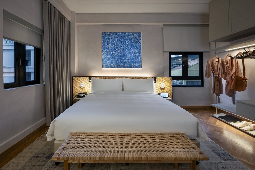 Guest photo