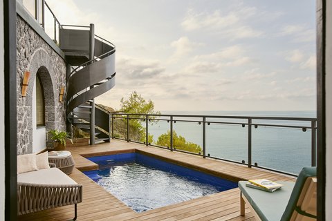 Mar Blau Signature Suite Private Pool