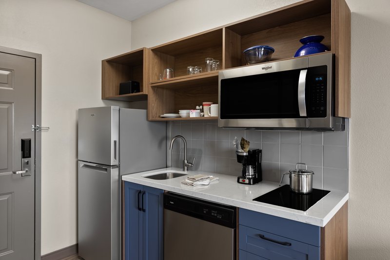 CANDLEWOOD SUITES YUMA