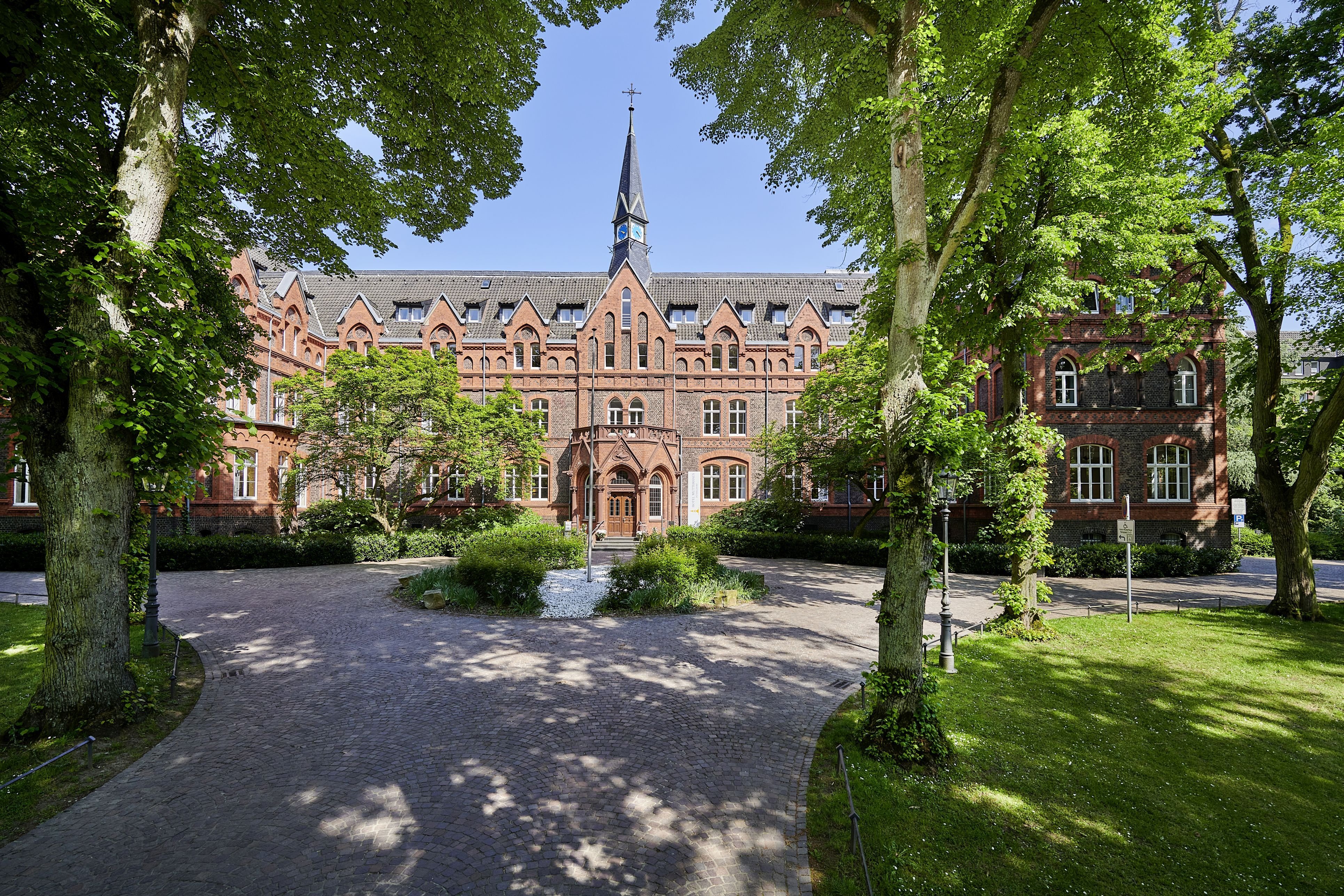 Mutterhaus Hotel Und Tagungszen