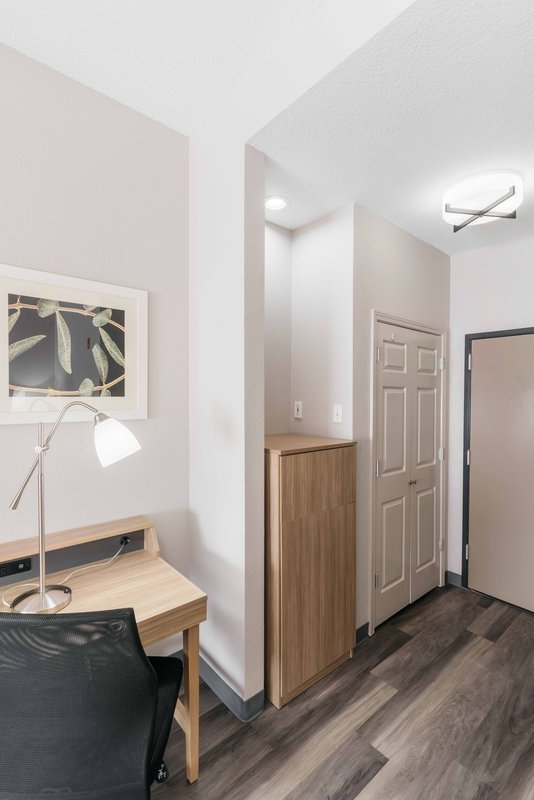 Independent (SPHC) Townhome Inn & Suites
