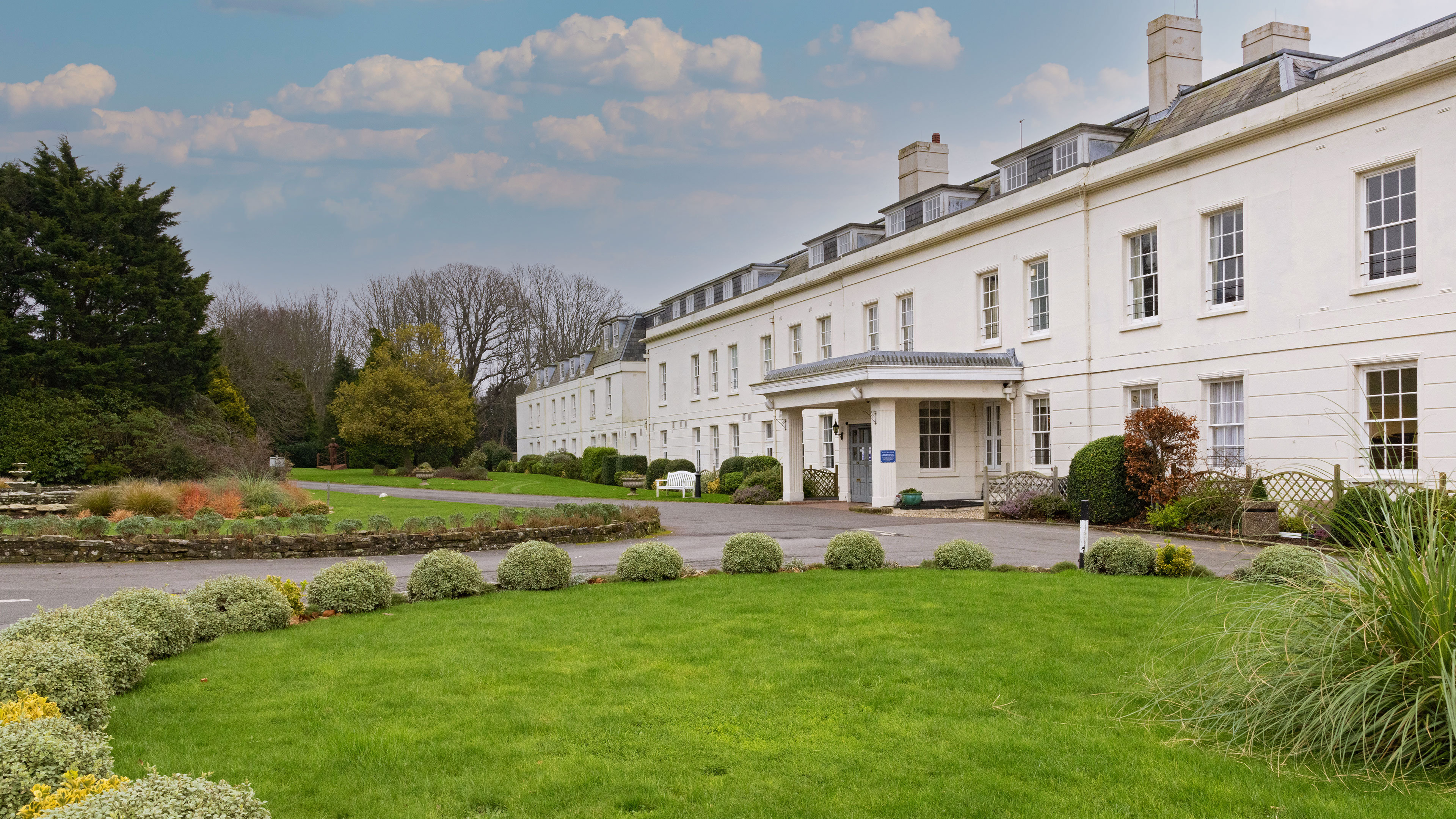 Avisford Park Hotel