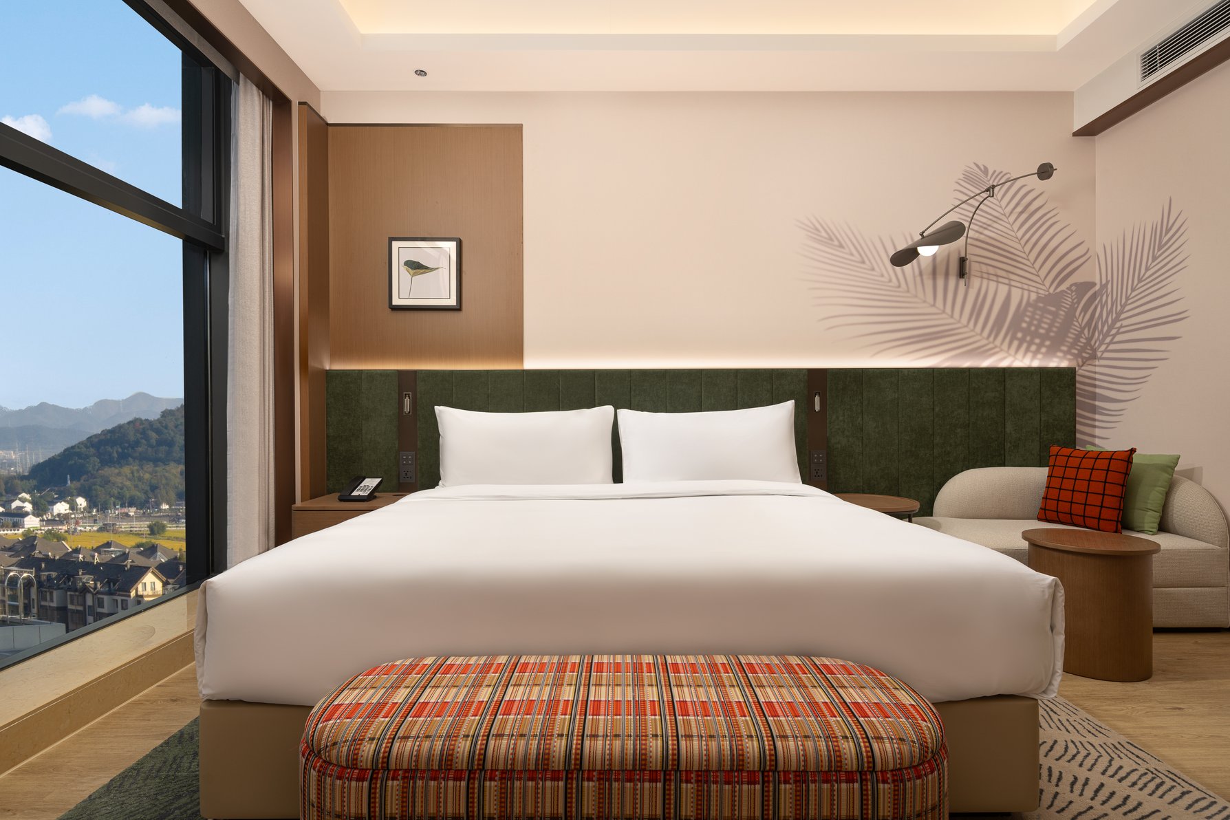 Hilton Garden Inn Shaoxing Yuecheng South Room Type - KING GUEST ROOM HIGH FLOOR