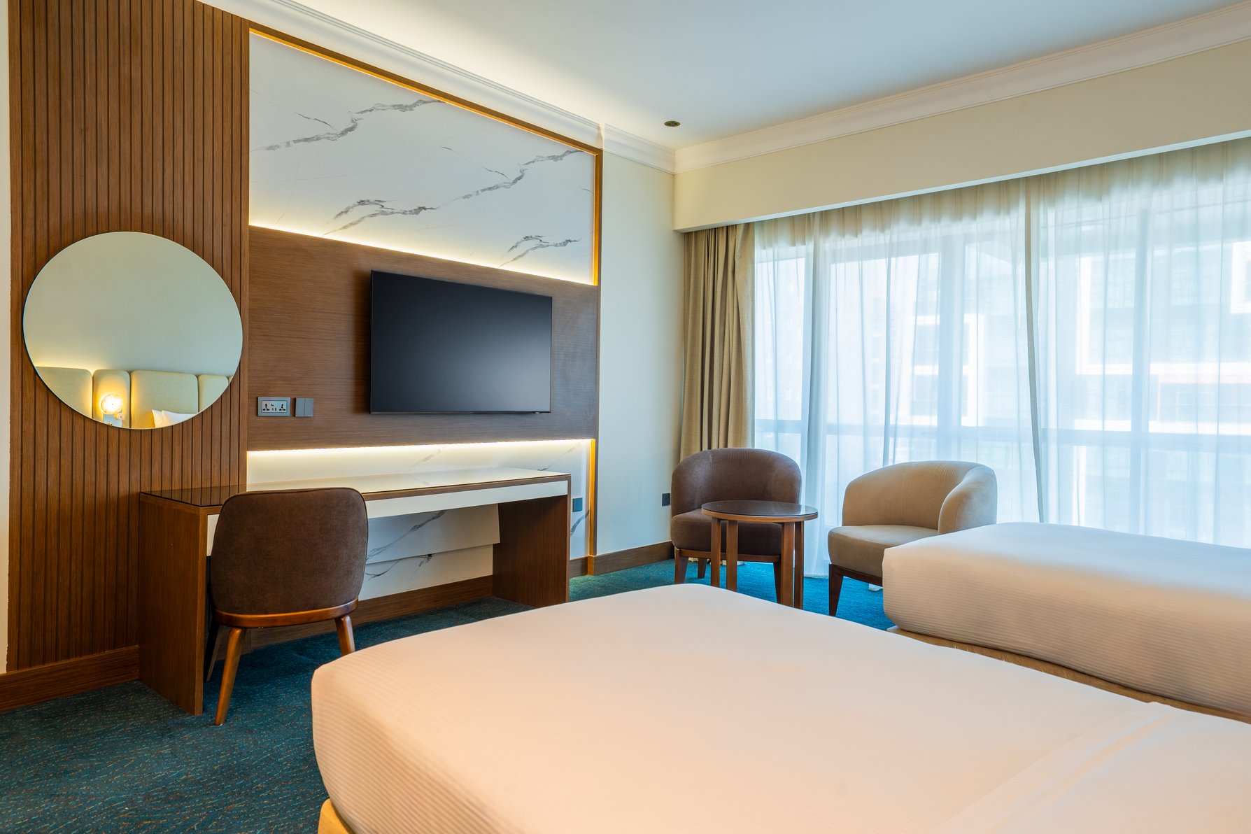DoubleTree by Hilton Dubai Port Saeed Room Type - Deluxe Twin Room with Balcony