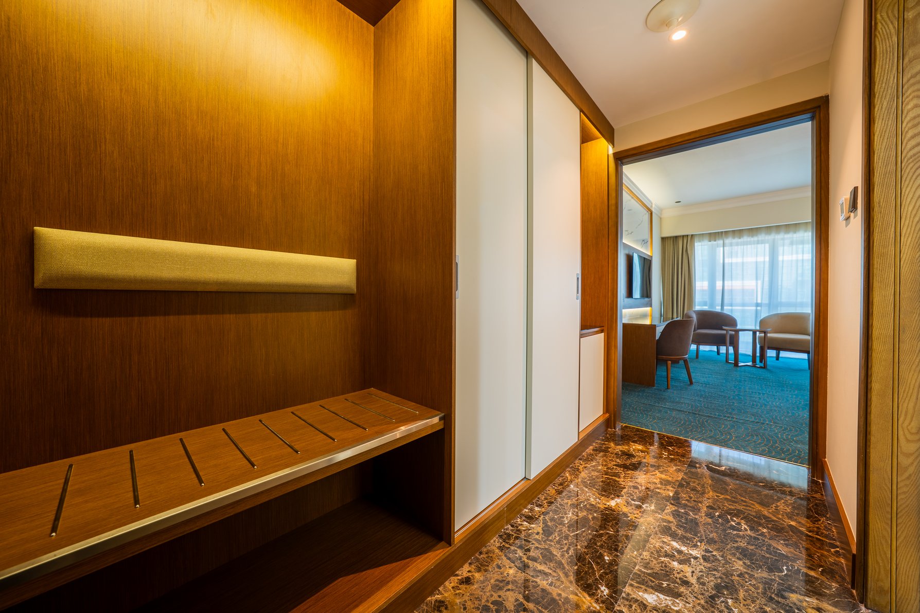 DoubleTree by Hilton Dubai Port Saeed Room Type - TWIN GUEST ROOM
