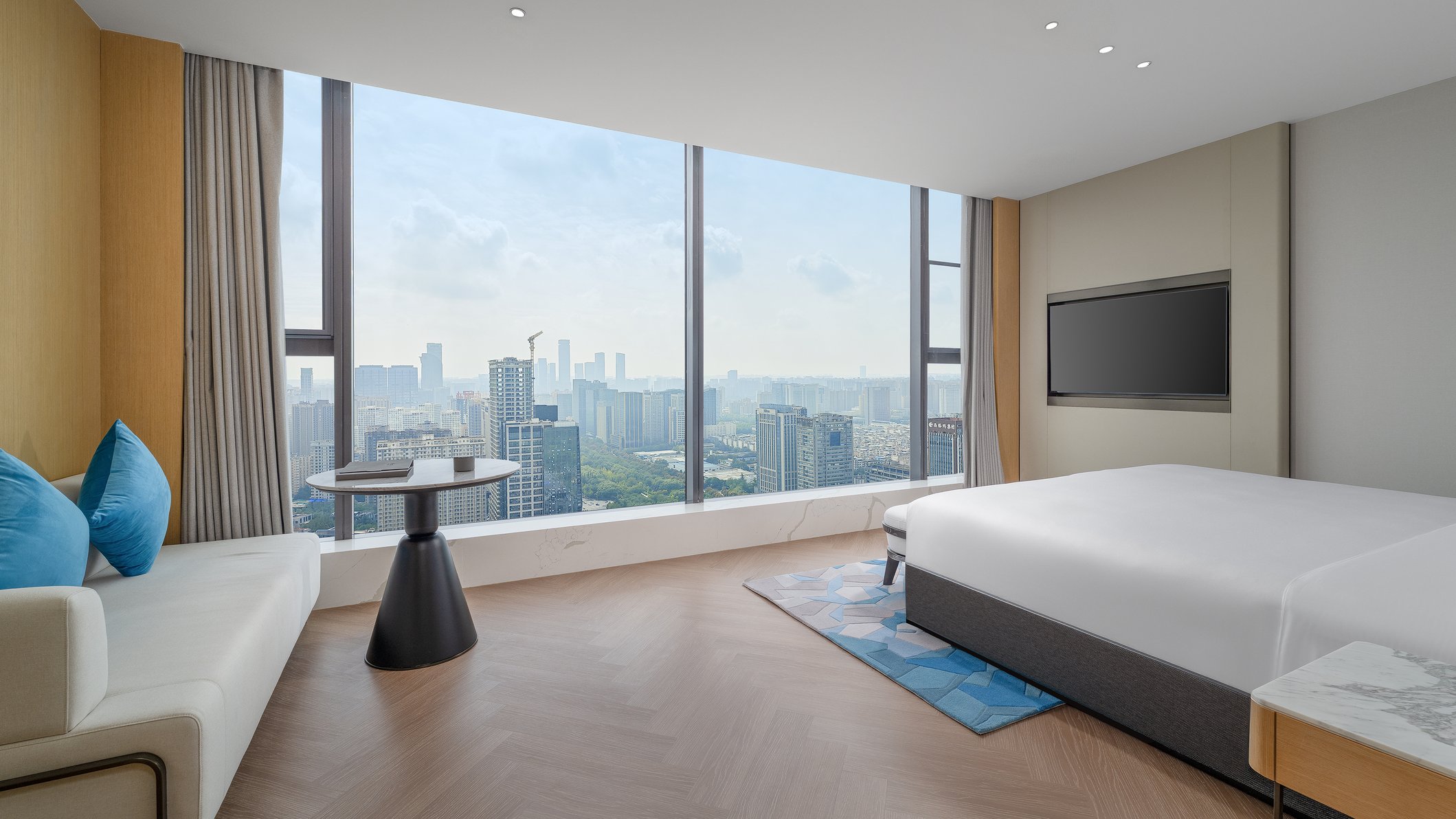 EVEN Hotel XI'AN HIGH-TECH ZONE by IHG Room Type - 1 Super King Suite Smart Fitness Mirror