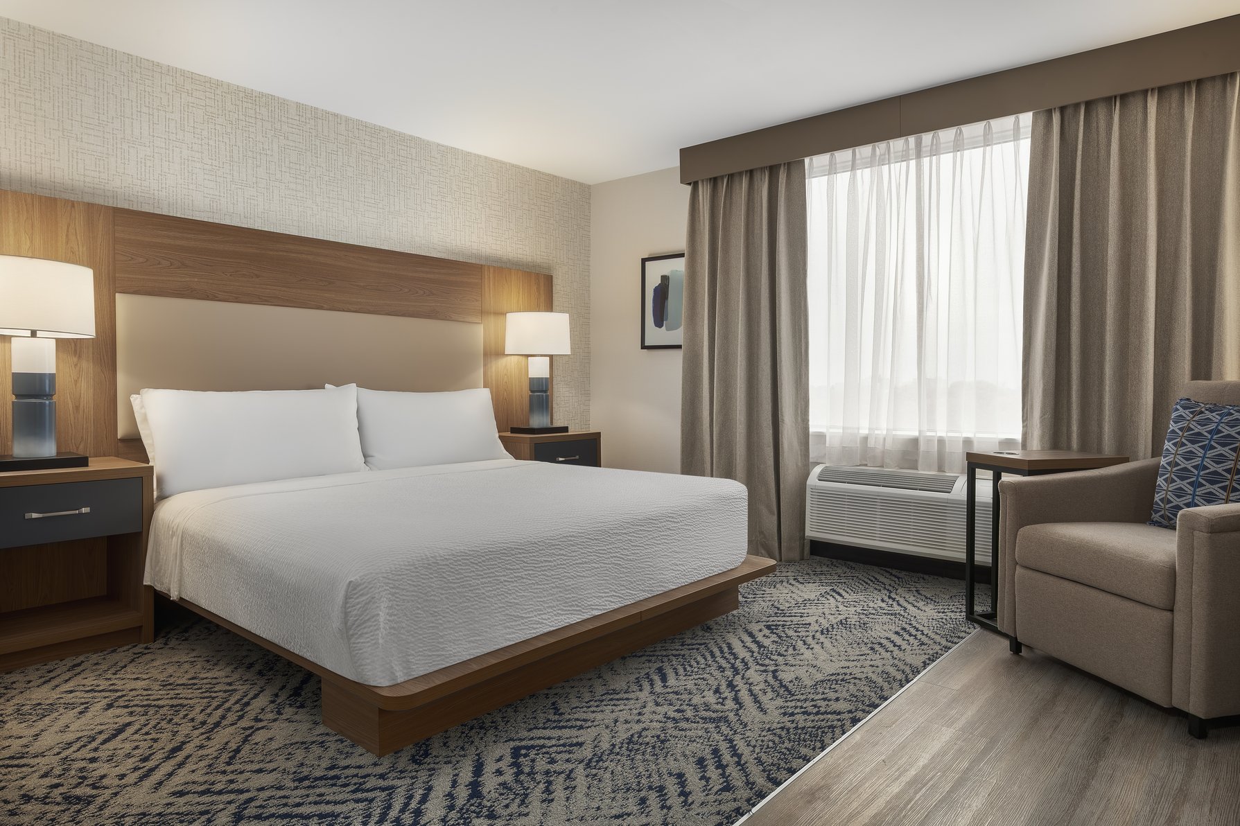 Candlewood Suites CHATHAM SOUTH by IHG Room Type - 1 King Studio Mobility Accessible Suite