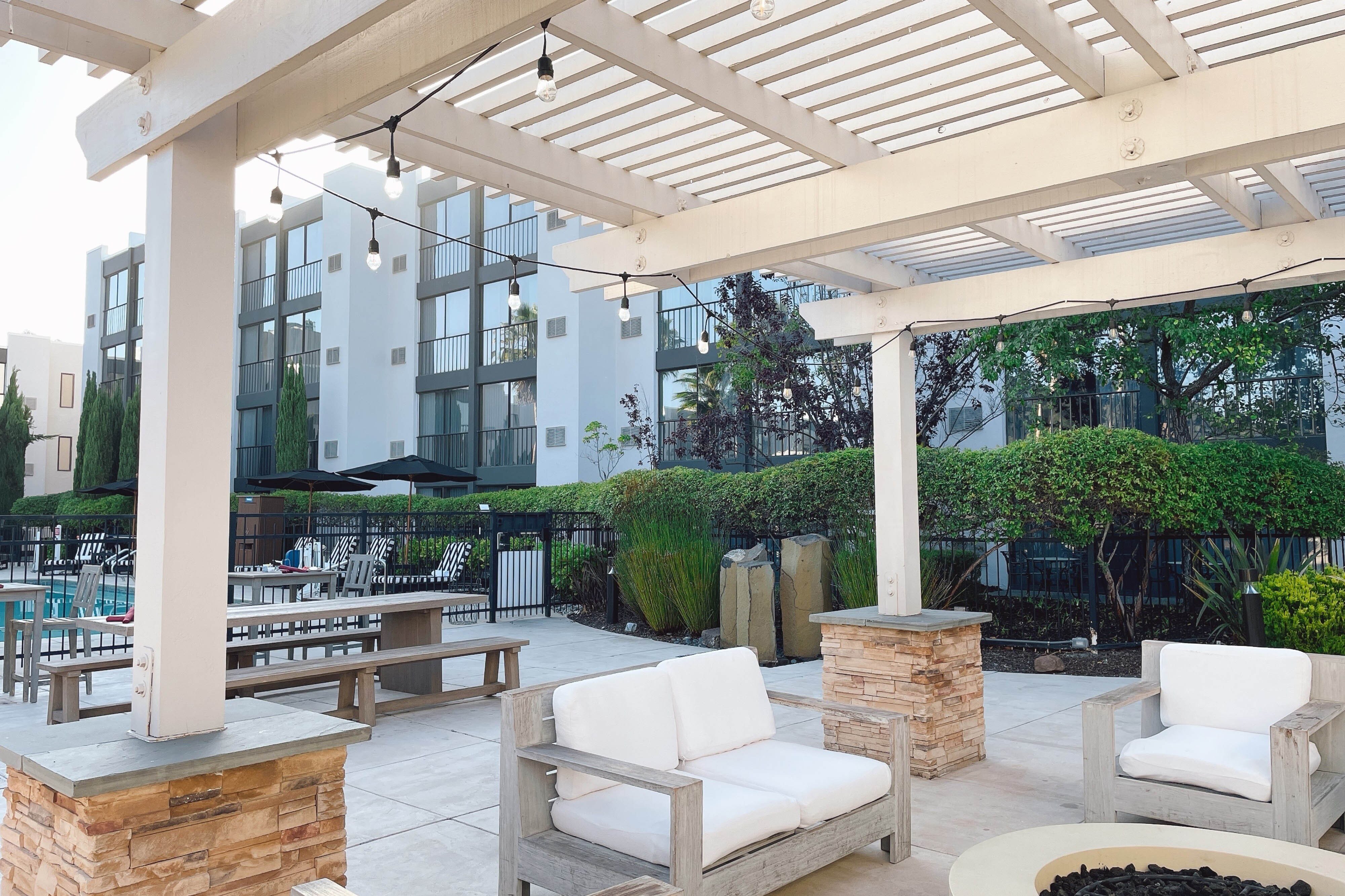 Marin Hilltop Hotel