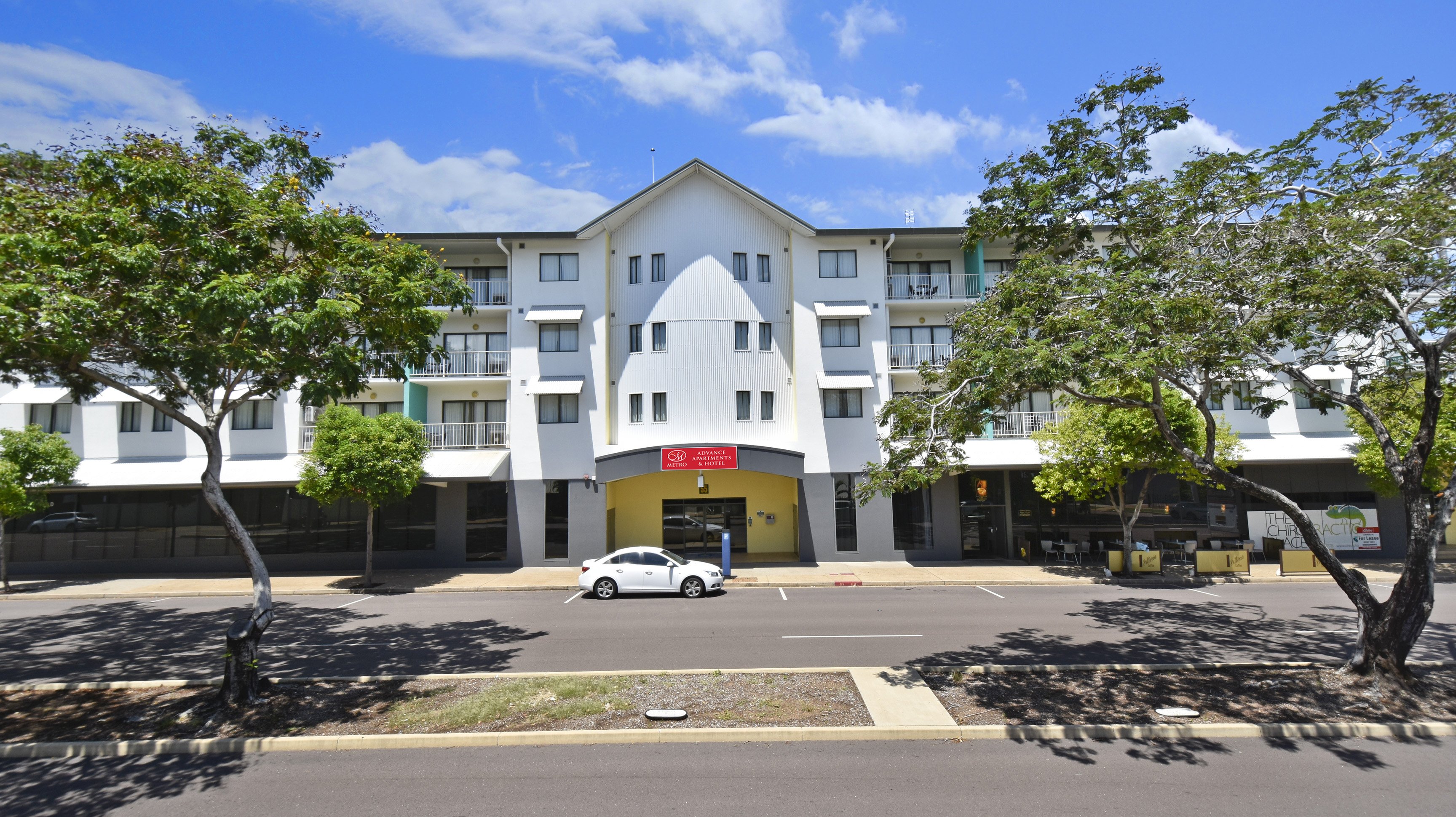 Metro Advance Apartments & Hotel