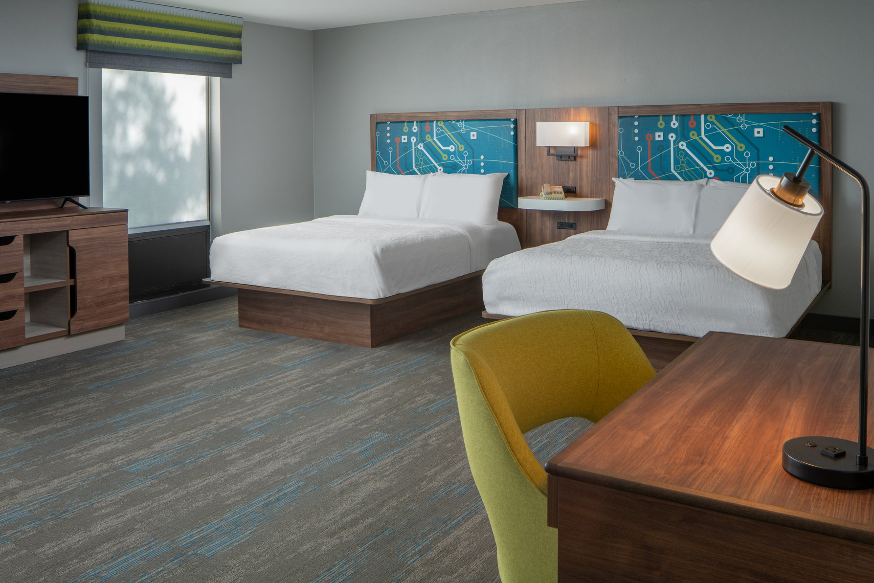 Hampton Inn by Hilton Enterprise Room Type - 2QNS LARGER ROOM NOSMOK