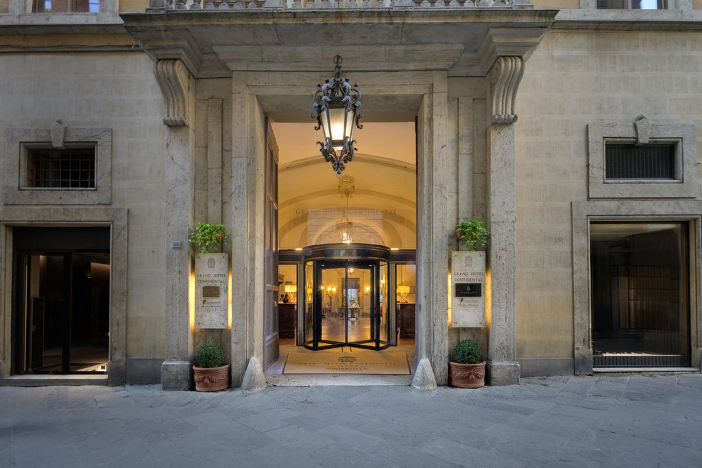 Guest photo