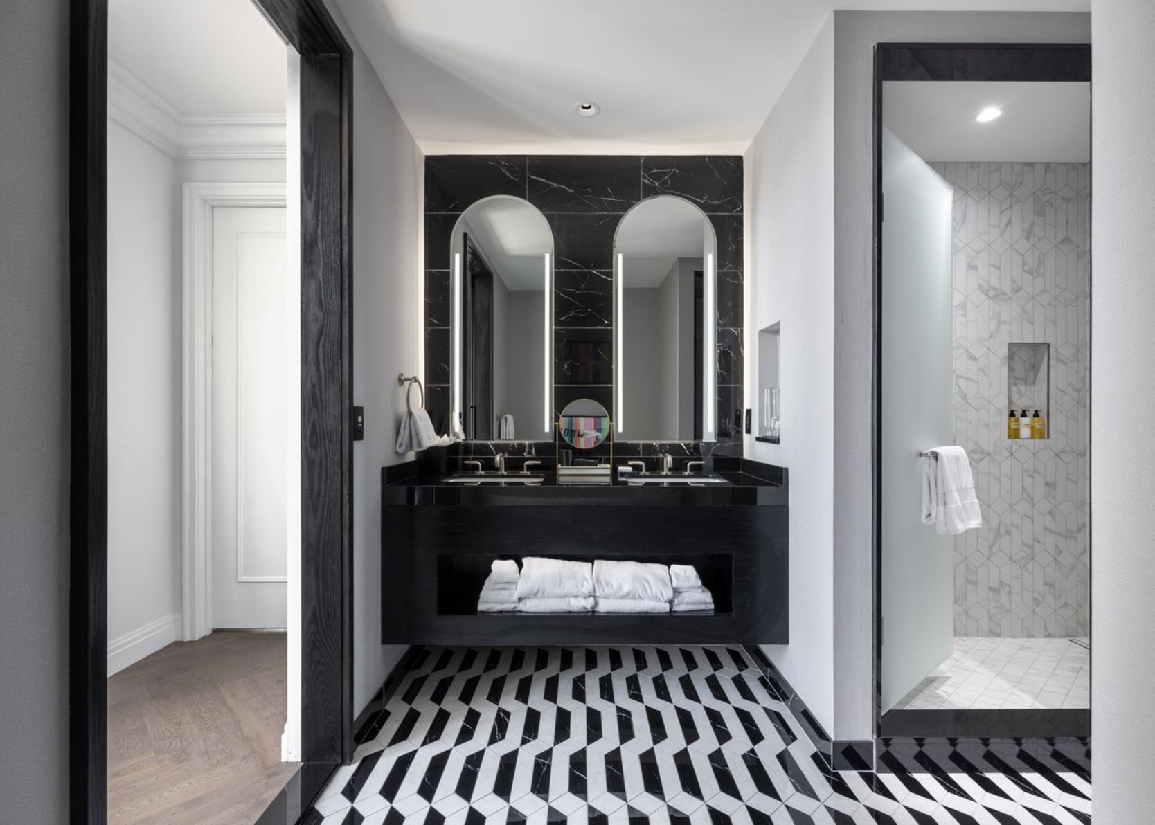 Daxton Hotel Birmingham, Curio Collection by Hilton Room Type - TERRACE KING SUITE