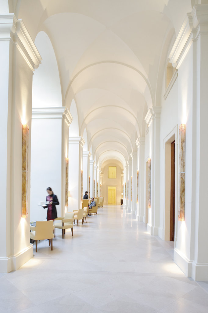 Guest photo
