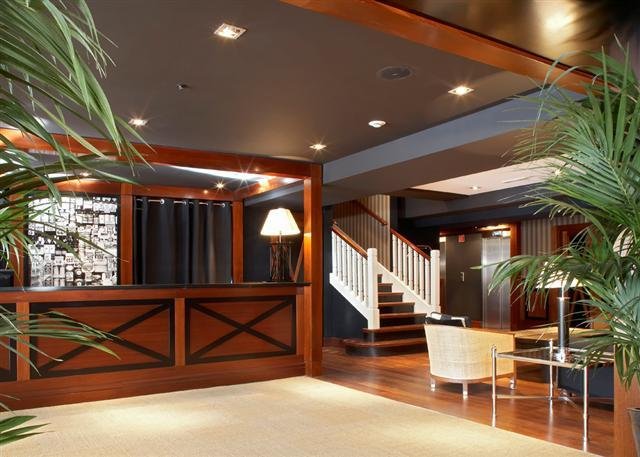 U232 Hotel