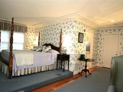 Whalewalk Inn & Spa