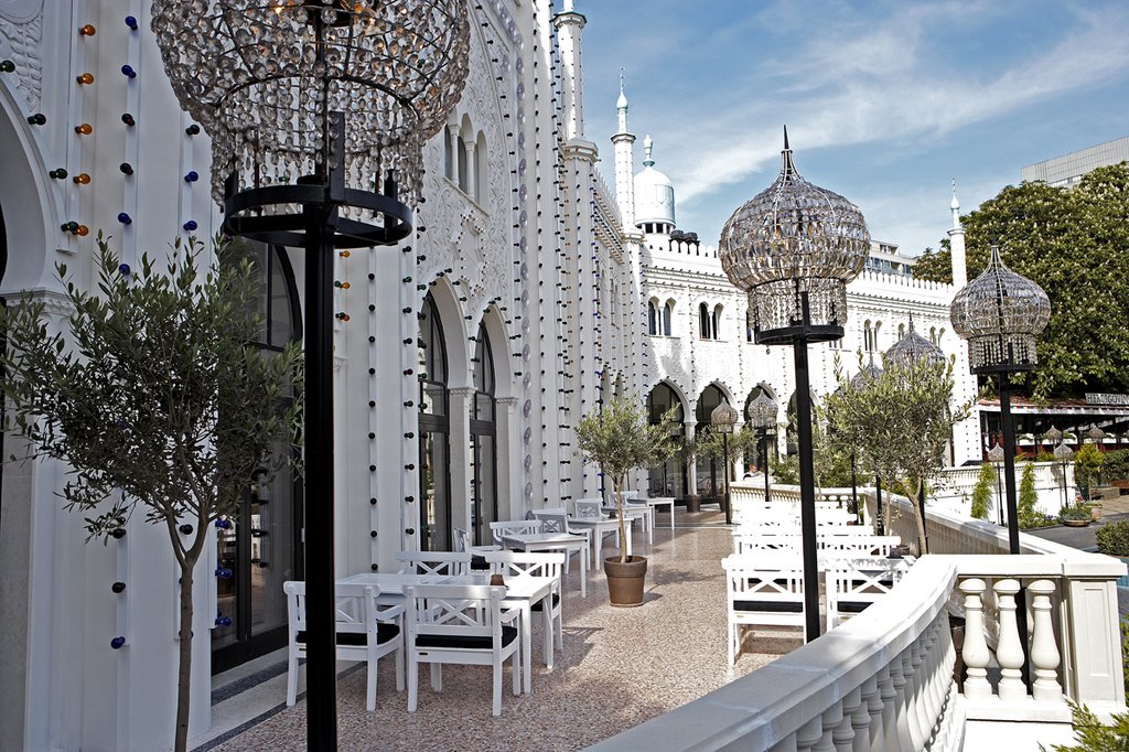 Guest photo