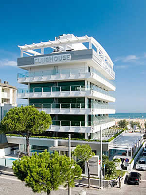 Club House Hotel