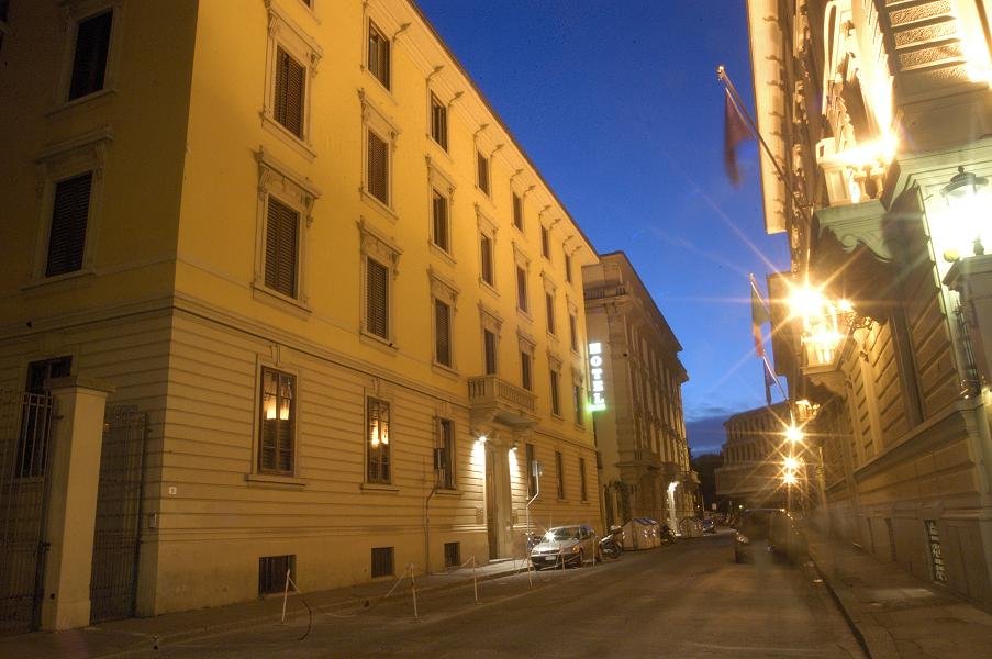 Beatrice Hotel