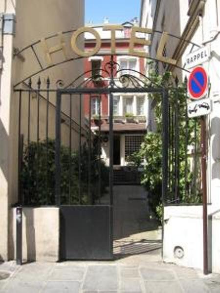 Hotel Le Pavillon
