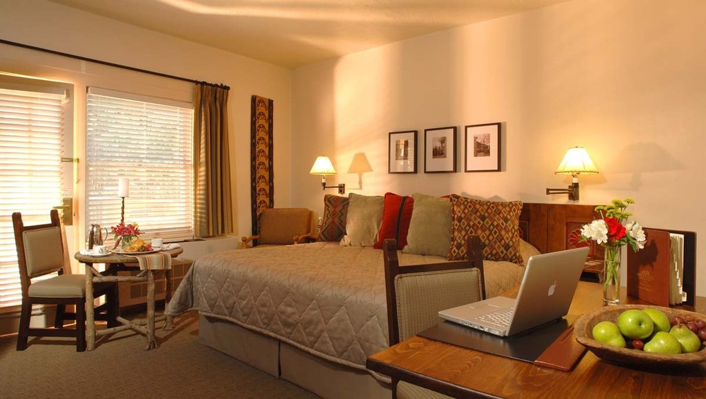 Guest photo