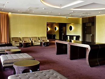 Interior (OpenTravel Alliance - Lobby view)