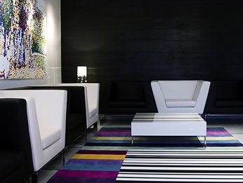 Interior (OpenTravel Alliance - Lobby view)