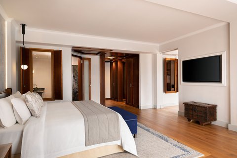 St. Regis One Bedroom Residence with pool