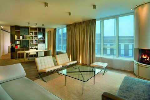 Black & White Suites