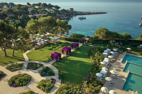 Resort - Garden - Pool view