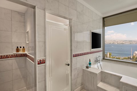 Presidental Suite - Bathroom