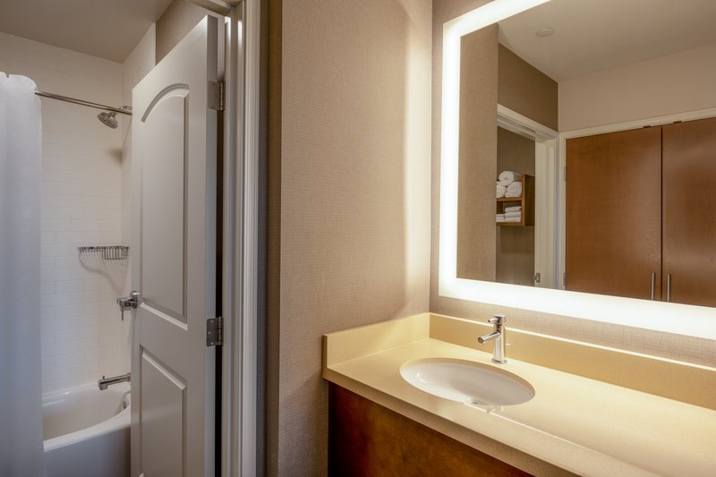 Staybridge Suites Phoenix East – Gilbert