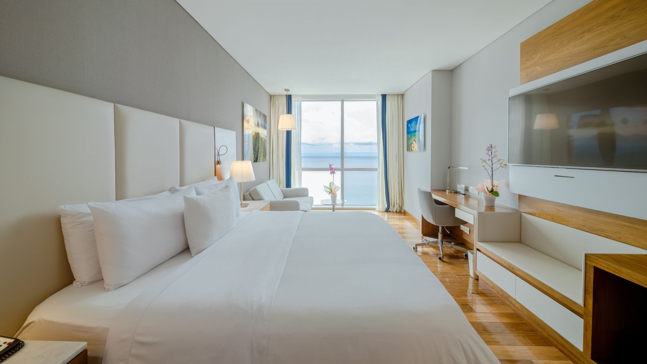 Hotel InterContinental Cartagena Room Type - 1 King Ocean Suite