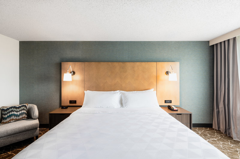 Holiday Inn Newark International Airport