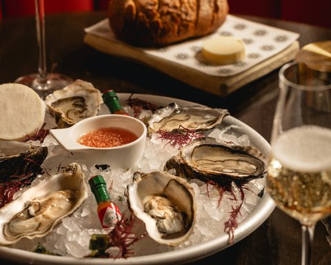 Delight in the taste of seasonal British cuisine with global flair