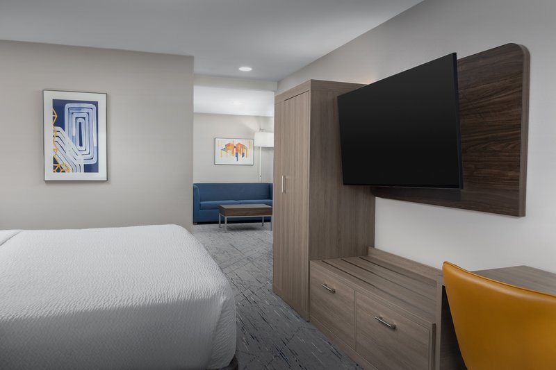 1 KING BED EXECUTIVE NONSMOKING