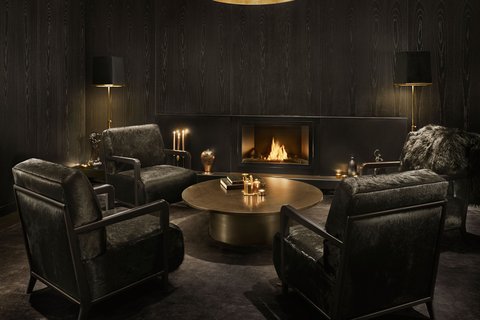 Lobby - Sitting Room