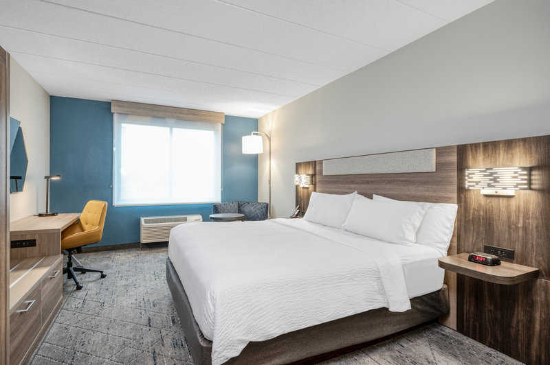 HOLIDAY INN EXP STES GAHANNA