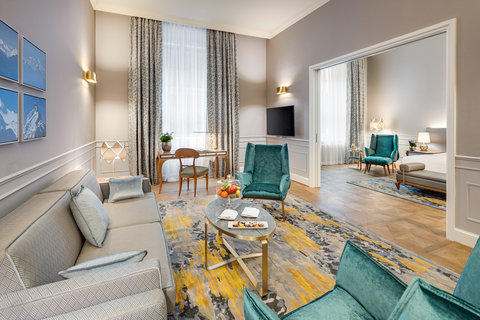 Executive Suite Living Room