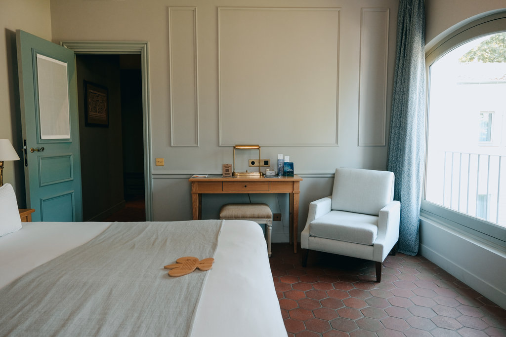 Guest photo