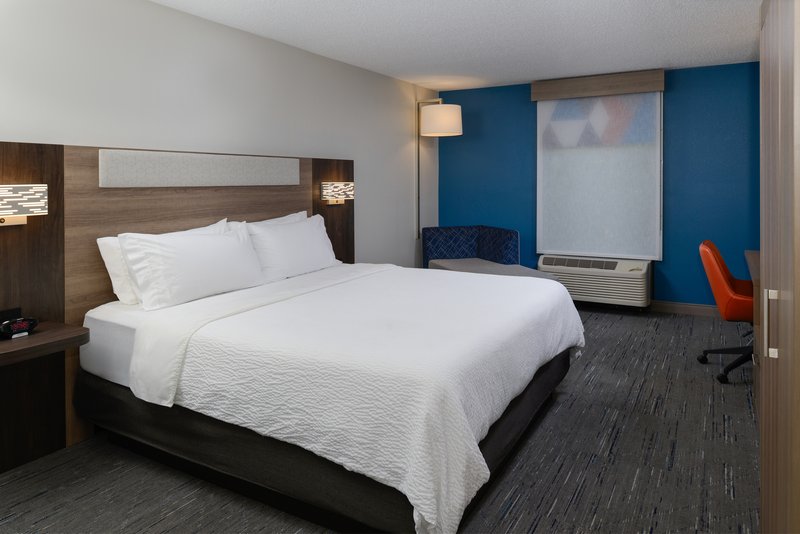 Holiday Inn Express Hotel & Suites MARYSVILLE