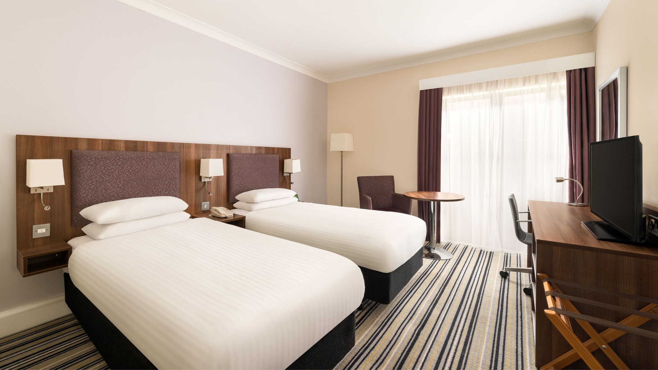 Holiday Inn Rotherham Sheffield Room Type - 2 Single Standard Accessible