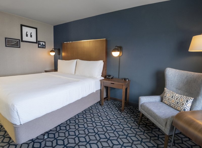 Crowne Plaza Niagara Falls NY – Riverside