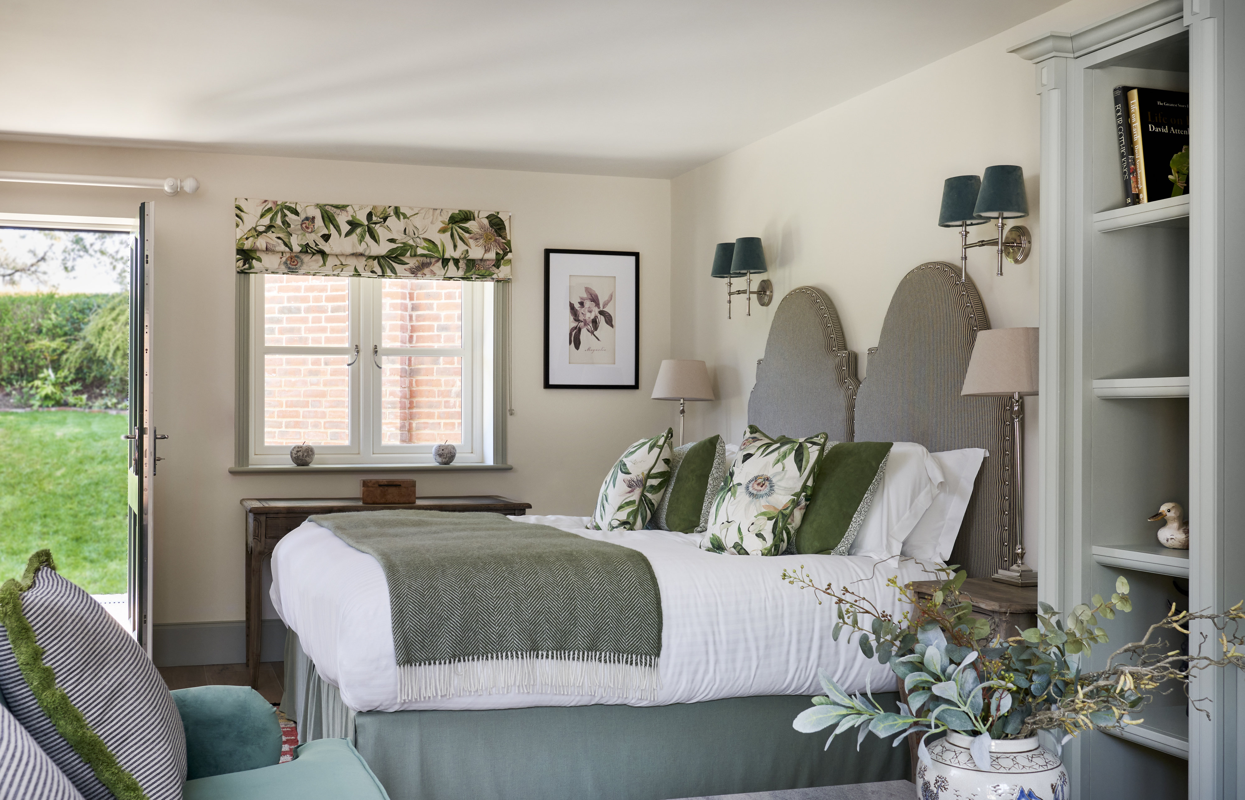 Montagu Arms Hotel